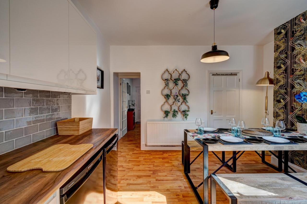 *New* Chester Canal Side 2 Bed Character Home ภายนอก รูปภาพ