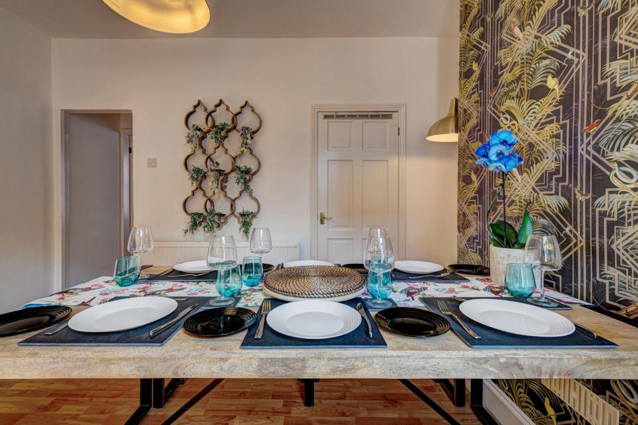 *New* Chester Canal Side 2 Bed Character Home ภายนอก รูปภาพ